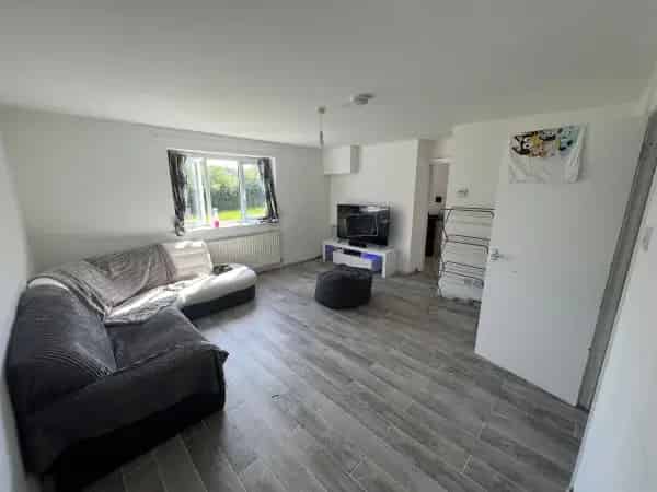 Tiled Floor Apartment near Asda Northern Line