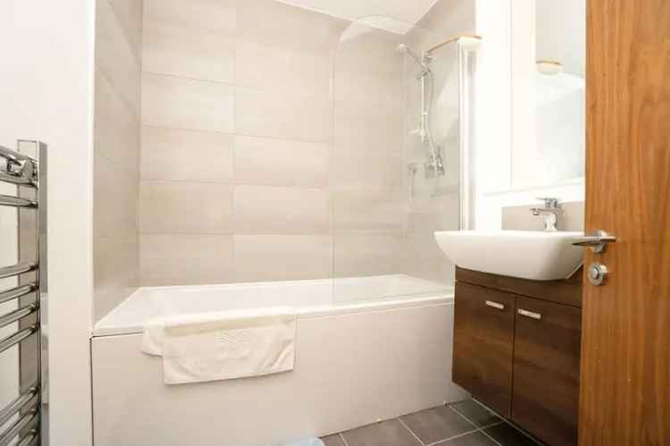 Liverpool Waterfront Studio Flat for Sale