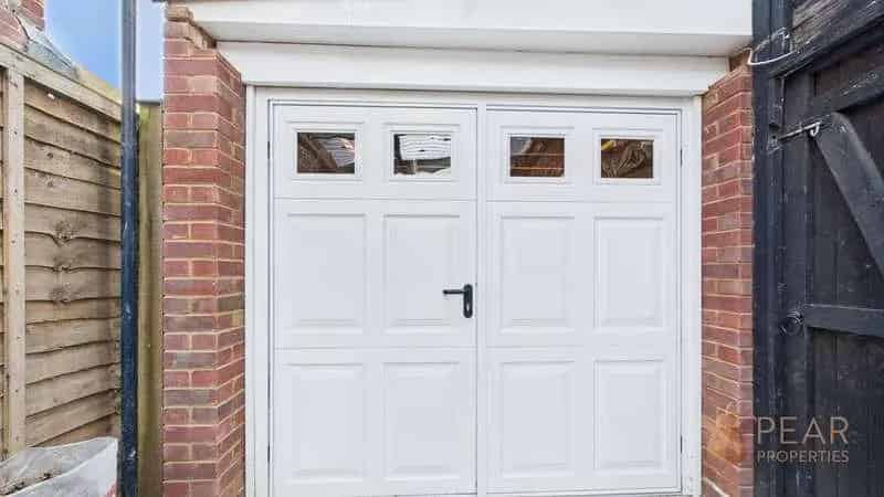 3 Bed Semi-Detached House For Sale