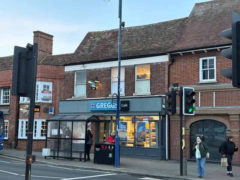 St Neots Retail Space 1723 sq ft Ground Floor 712 sq ft First Floor