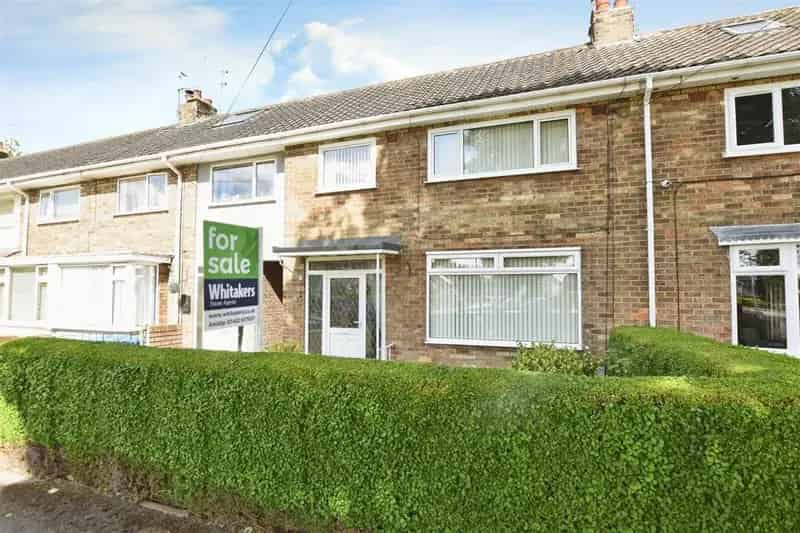 3 Bedroom Terraced House For Sale Anlaby No Onward Chain