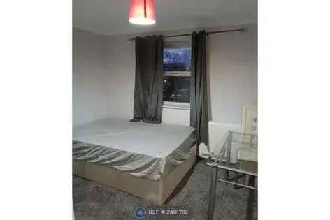1 Bedroom Flat 57m² London - Newly Refurbished