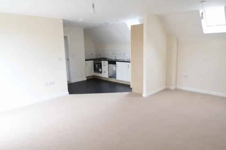 2 Bedroom Coach House for Sale