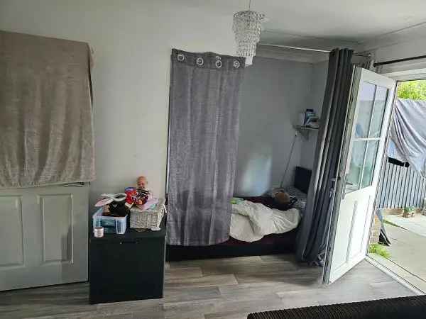 House For Rent in Wealden, England