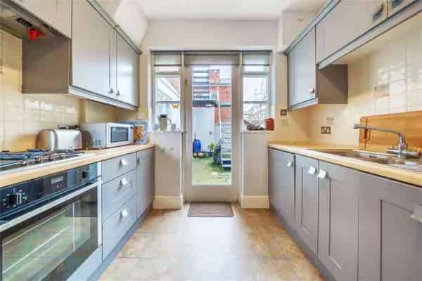 Aldeburgh Seafront Apartment Two Bedrooms Grade II Listed Building