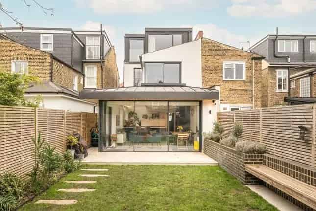 Semi Detached House Melbourne Grove SE22 Four Bedrooms Family Home