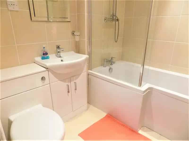 1 Bedroom Flat for Sale in Aldershot Ascot Court