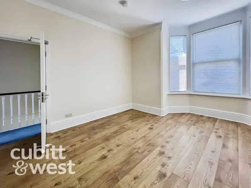 1 Bedroom House Share to Rent En Suite Newly Refurbished