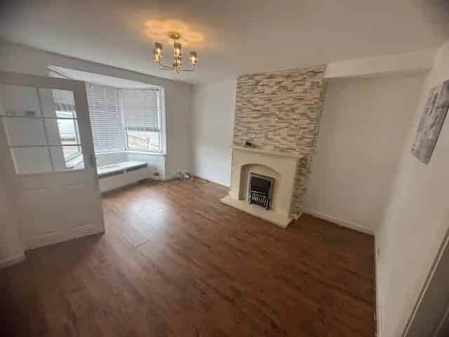 3 Bedroom House Zero Deposit Available Family Home
