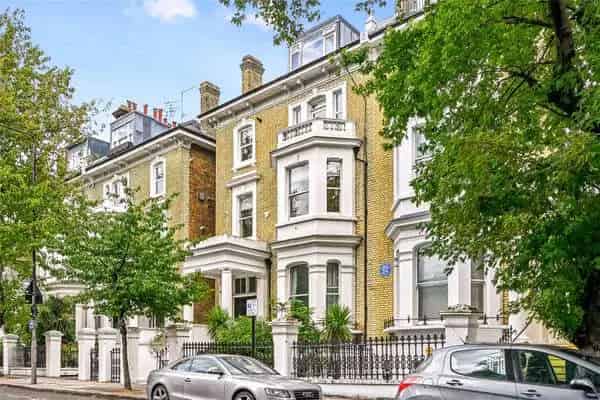 Redcliffe Gardens, London, SW10 9JJ | Property for sale | Savills