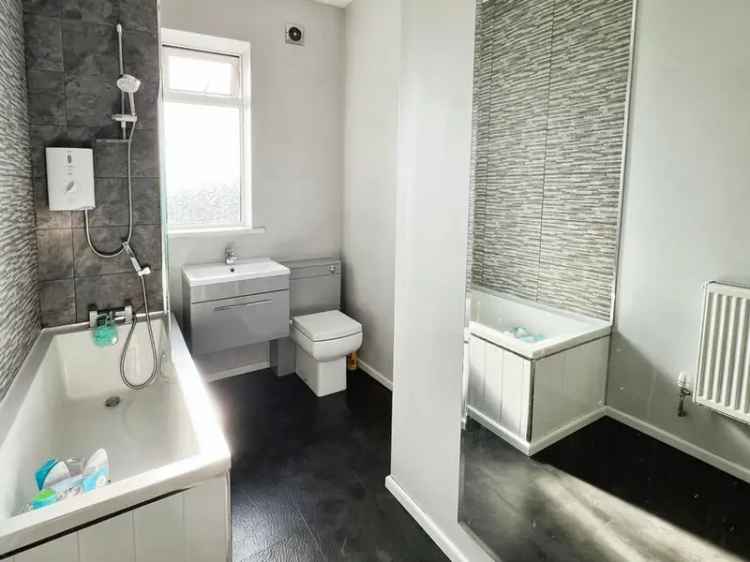 2 Bedroom Mid Terrace House for Sale Bradford West Yorkshire