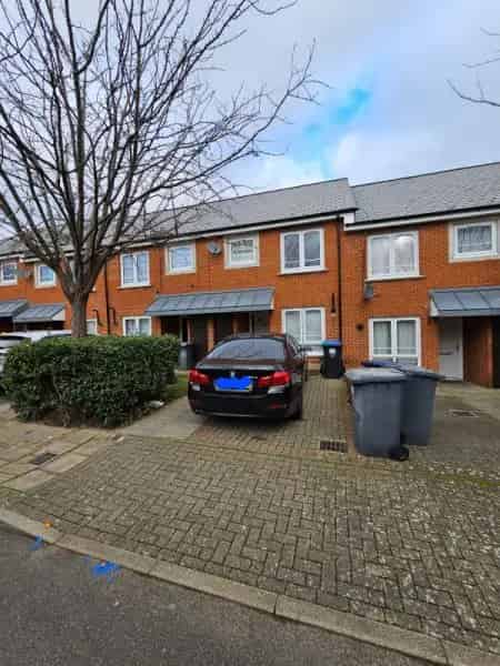 2 Bed Terraced House Near Sudbury Hill and Sudbury Town