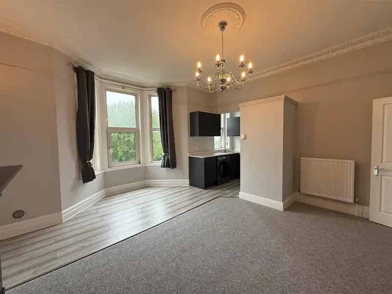 1 Bedroom Flat House to Rent