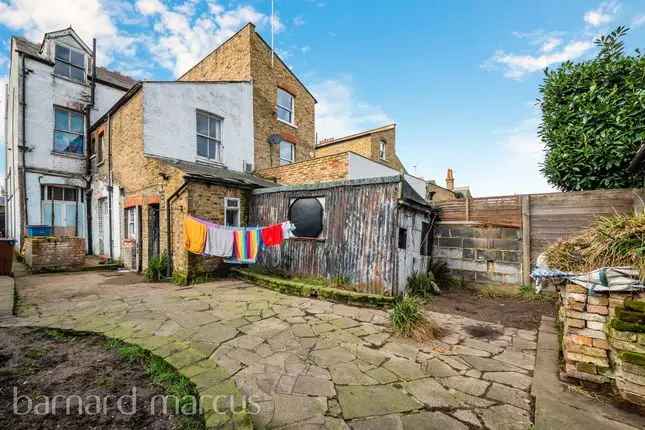 End terrace house for sale in Thornton Avenue, London W4