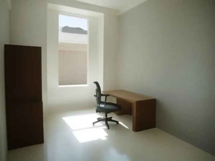 4 Bedroom Flat To Rent