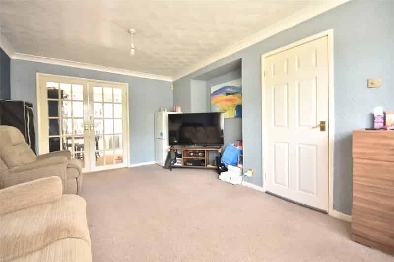 3 Bed Terraced House For Sale - No Onward Chain