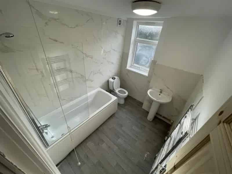 3 Bedroom Student House En Suite 2025 2026 Academic Year