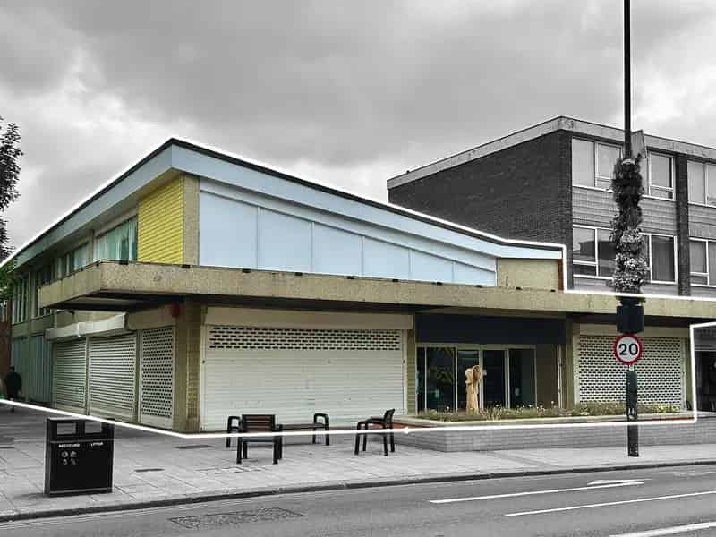 Town Centre Retail Leisure Space Double Shopfront Large Storage