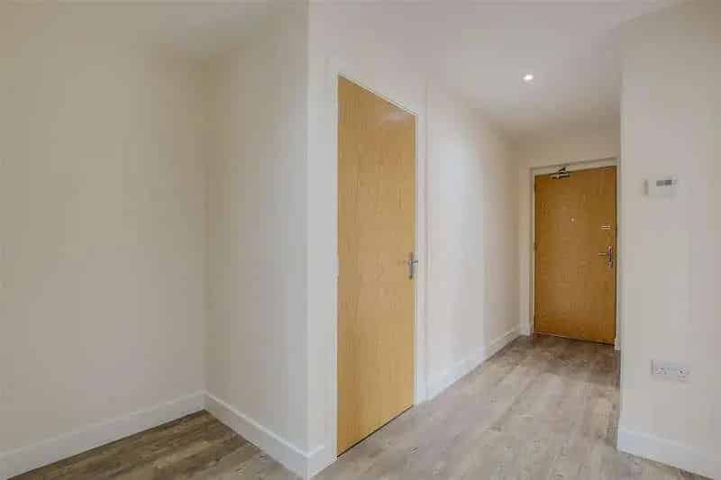 2 Bed Flat for Sale in Hertford