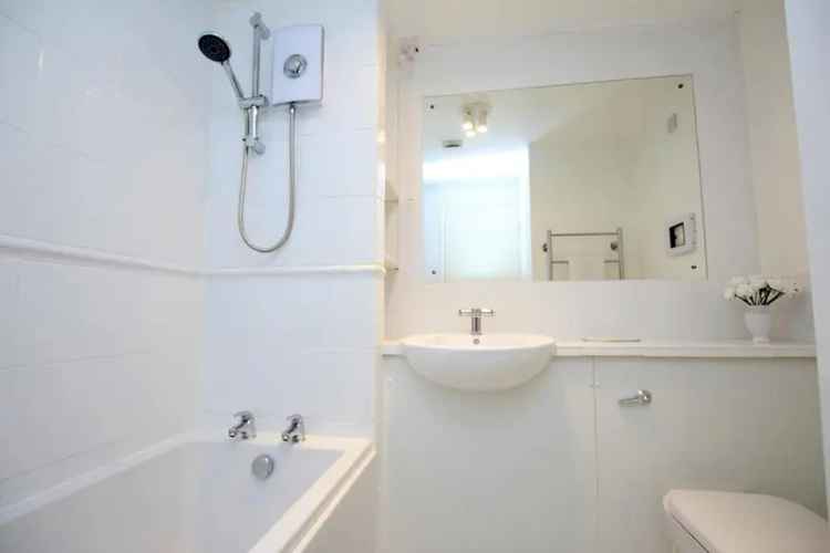 1 Bedroom Flat for Sale Knowle