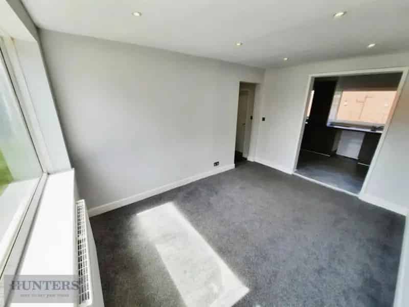 3 Bed Semi-Detached House For Sale Recently Refurbished