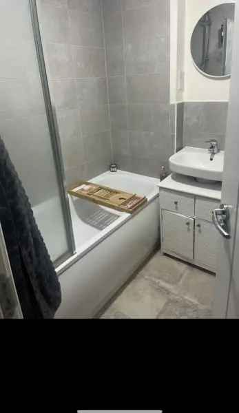 2 Bed New Build Chester - Garden & Parking