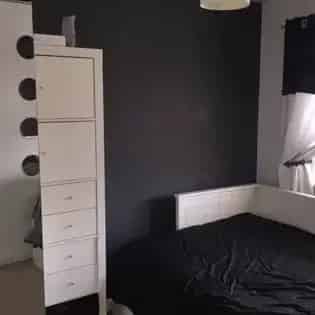 2 rooms room of 140 m² in Birmingham