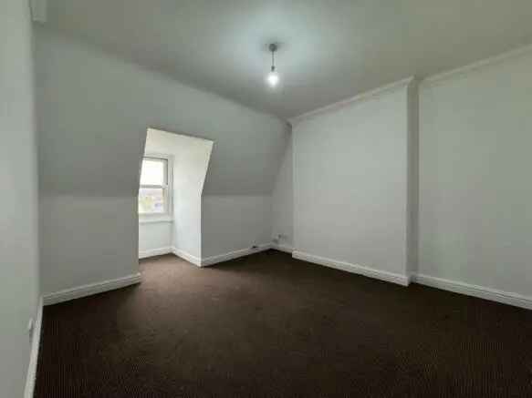 Two Bedroom Apartment Near Southsea Seafront Zero Deposit Available