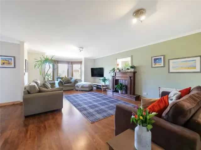 3 4 Bedroom Detached Bungalow for Sale in Skelmorlie
