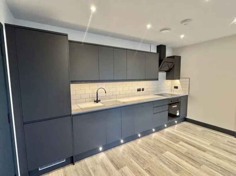 1 Bedroom Flat for Sale in Hawkinge, Kent