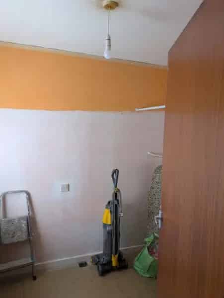 2 Bed Ground Floor Flat with Private Garden and Parking