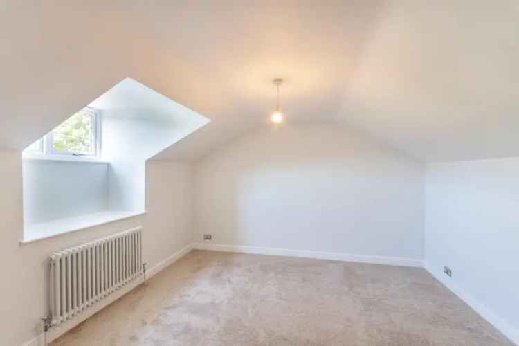 3 Bedroom Dormer Bungalow For Sale