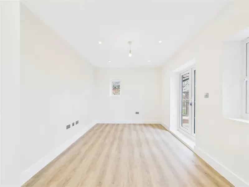 1 Bedroom Flat House to Rent in Acton