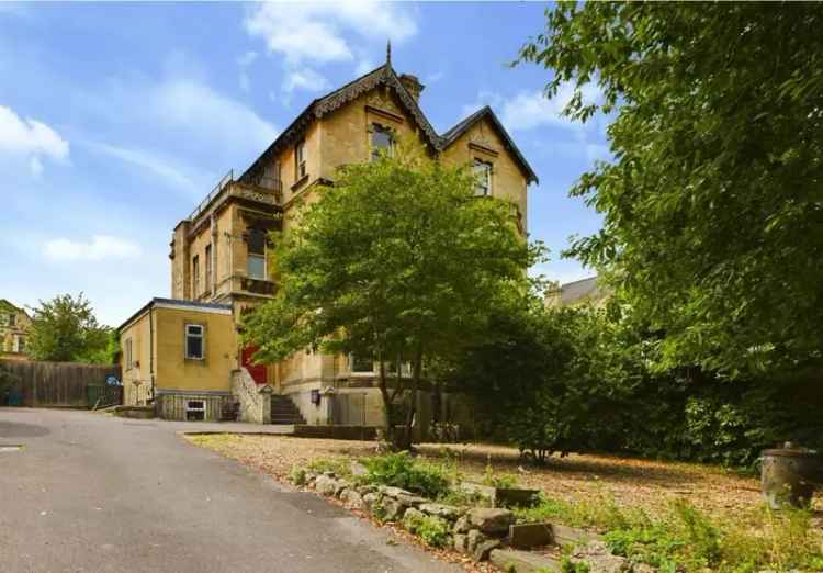 7 Bedroom Semi Detached Victorian House Bath