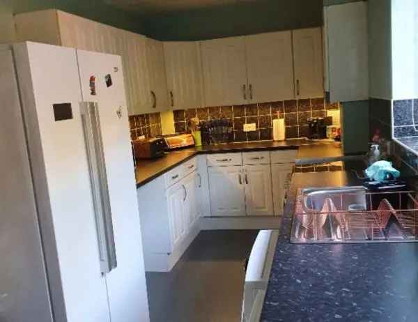 House For Rent in Manchester, England