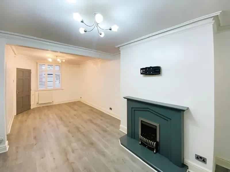 2 Bedroom House For Sale Near Amenities and Transport