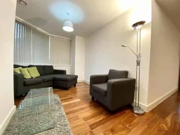 2 Bedroom Flat to Rent