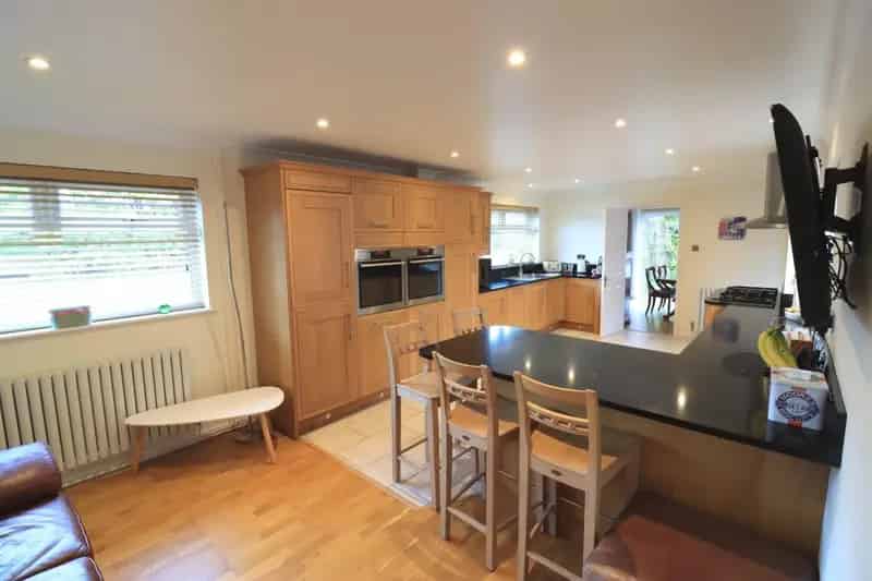 Family Home Four Bedrooms Charming Garden Potential Extra Room