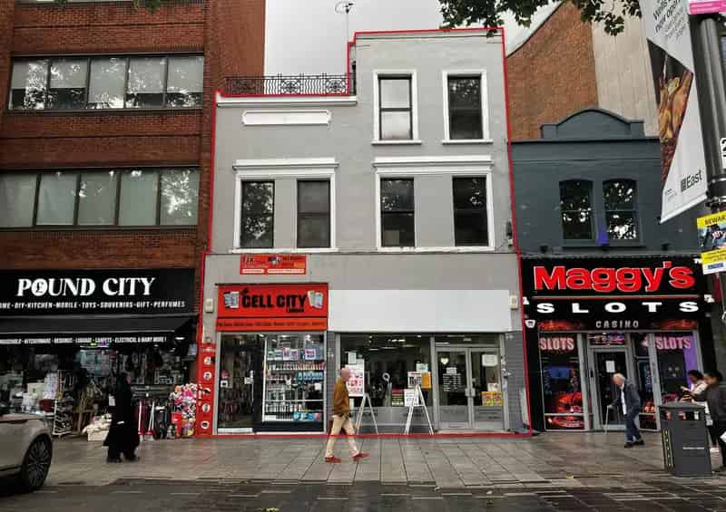 Income Producing Commercial Building in Stratford