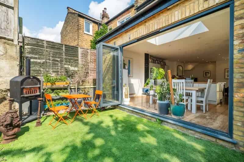 4 Bedroom Edwardian House with Studio Charlton