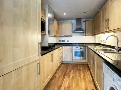 2 rooms flat of 77 m² in London