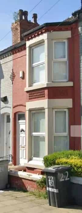 2 Bed Terrace House Tranmere - Near Transport and Amenities