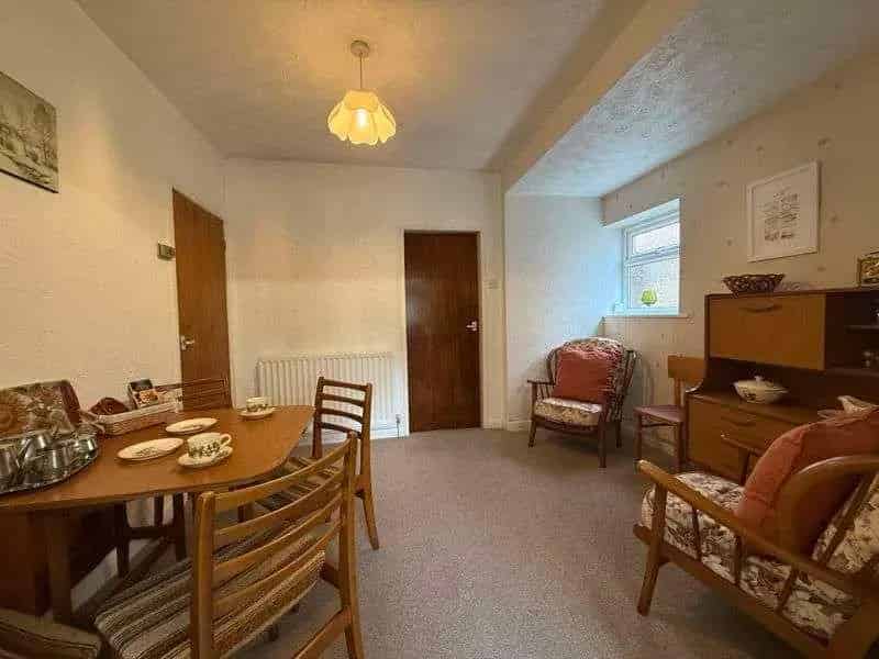 3 bed house for sale