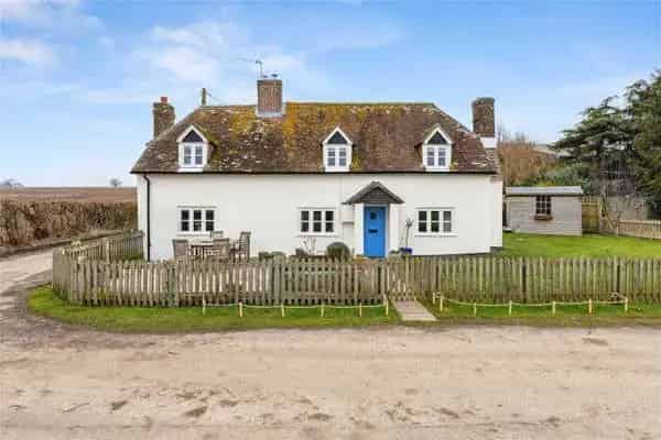 Charming Period Property with Exposed Beams and Aga