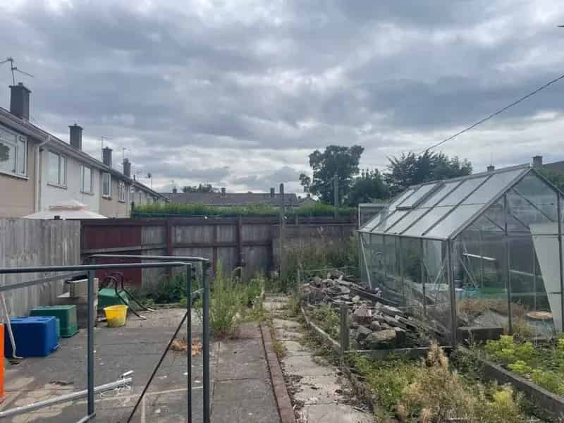 3 bedroom semi-detached house