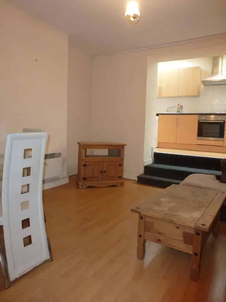 2 Bedroom Flat to Rent in Cardiff