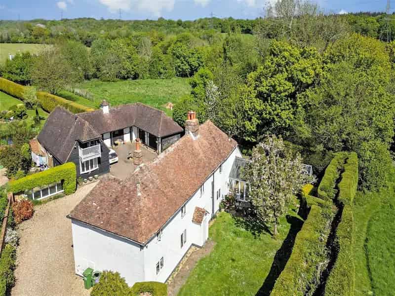17th Century Farmhouse with Annexe and Stables Near Canterbury
