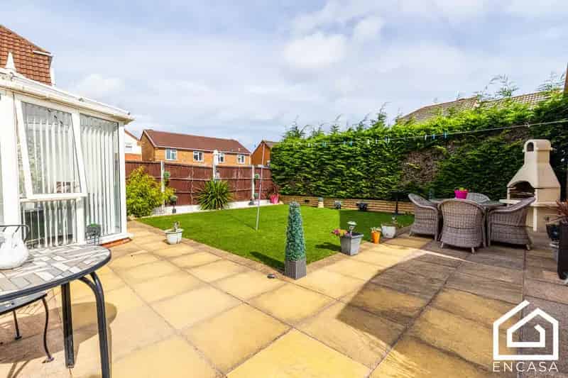 4 Bedroom Detached House for Sale in Acocks Green