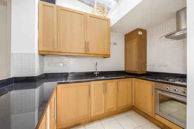 Terraced house for sale in London Road, Twickenham TW1