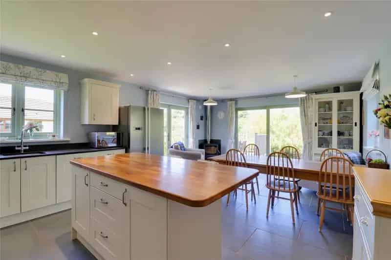 5 Bedroom Detached Farmhouse with 2 Bed Annexe Near Georgeham